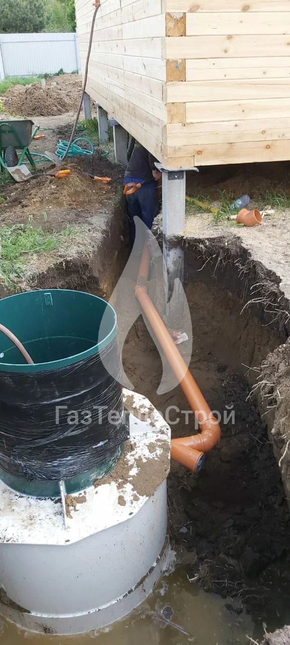 Изображение септика с трубопроводом